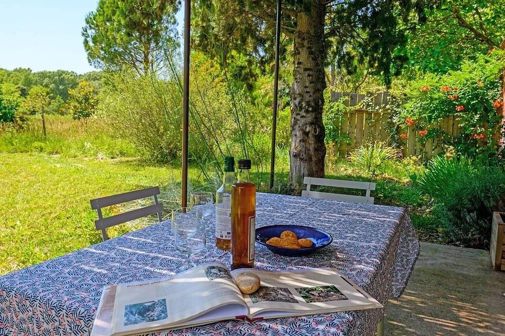 Foto 9 von 14: Ferienhaus-Mas de l'aube-Ensuite-Blick auf die Landschaft