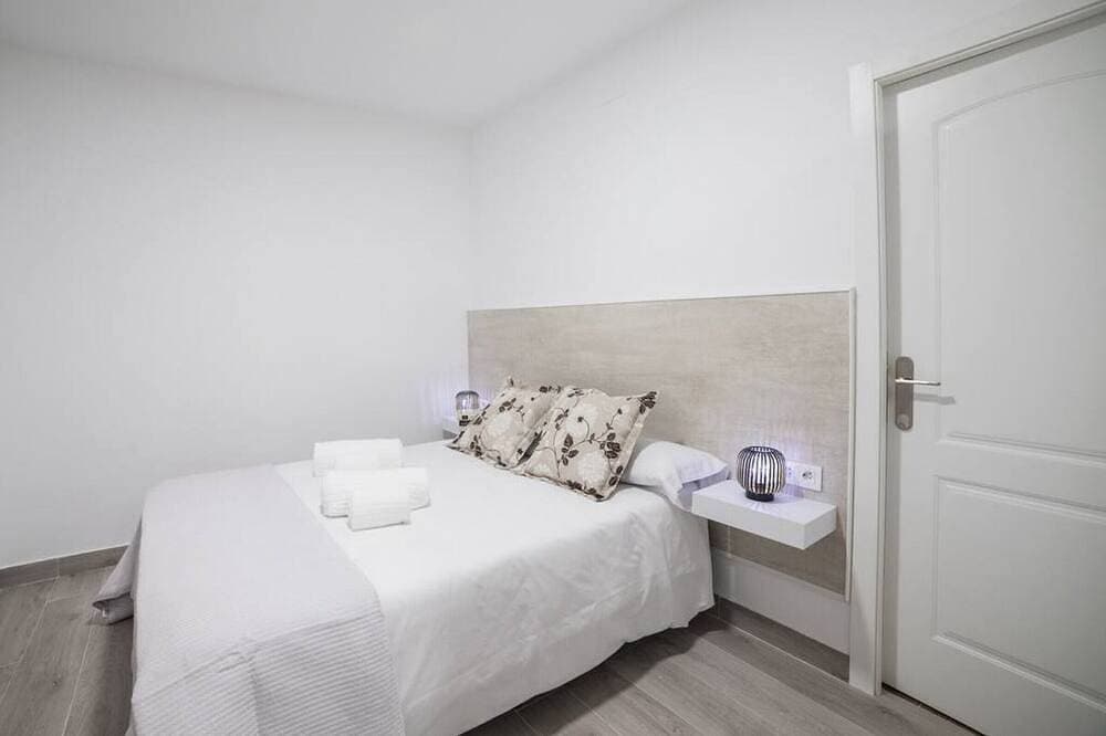 Foto 4 von 16: Gral. Serrano Moonkey - Amaralba B Apartment