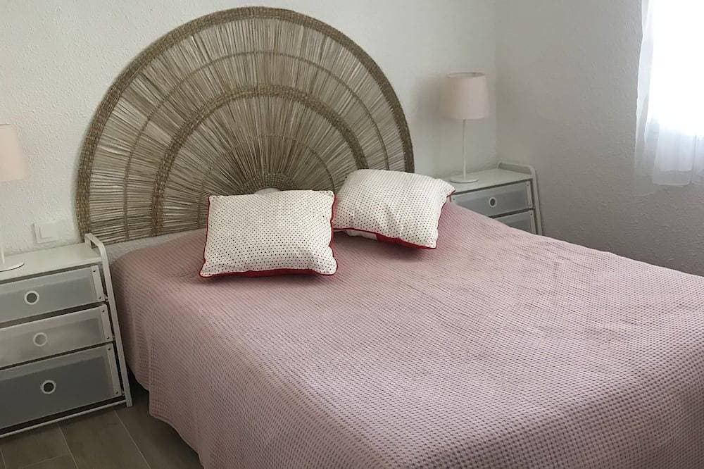 Foto 2 von 22: In privatem und gesichertem Domaine, Wohnung Typ 2 mit 3 Schwimmbädern, 2 Tennisplätzen