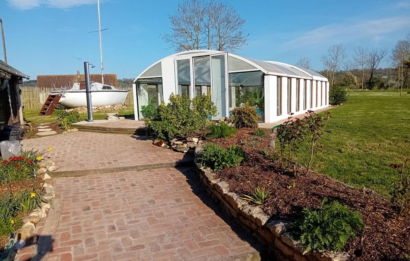Foto 12 von 48: Gemütlich, 2,5 km vom Fluss L'Oudon entfernt, mit Parkplatz, TV, Garten und Pool