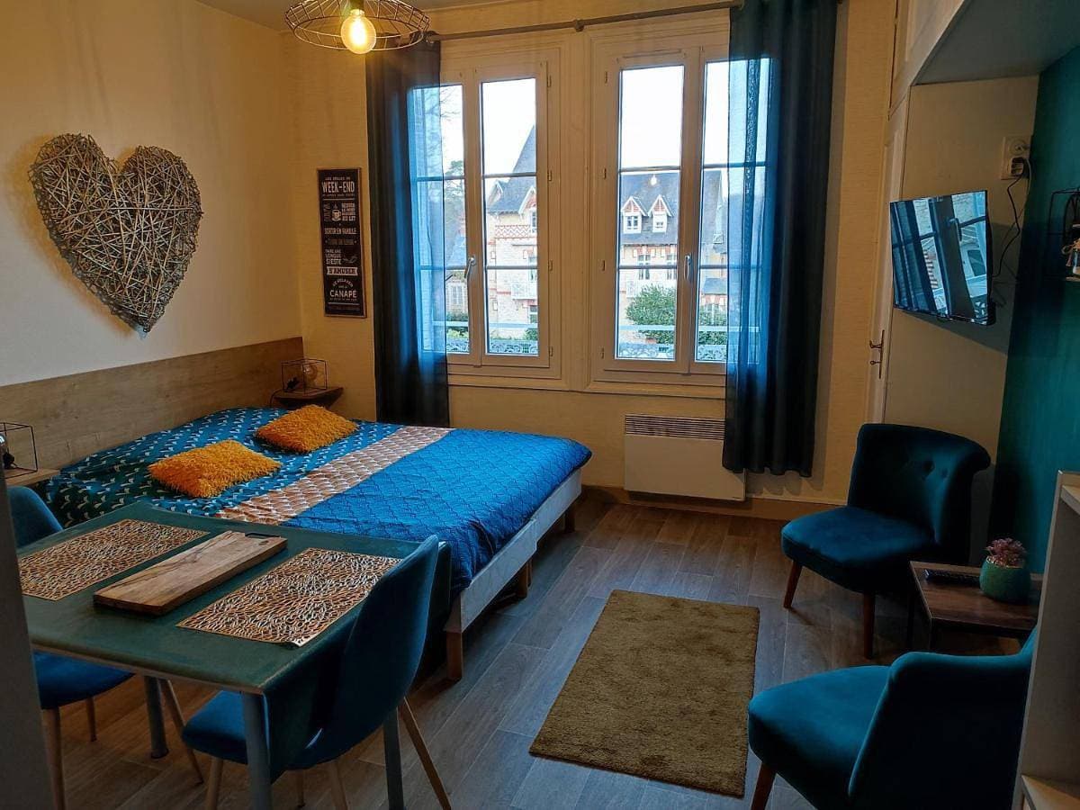 Studio 10, très bien placé, parking wifi gratuit 1