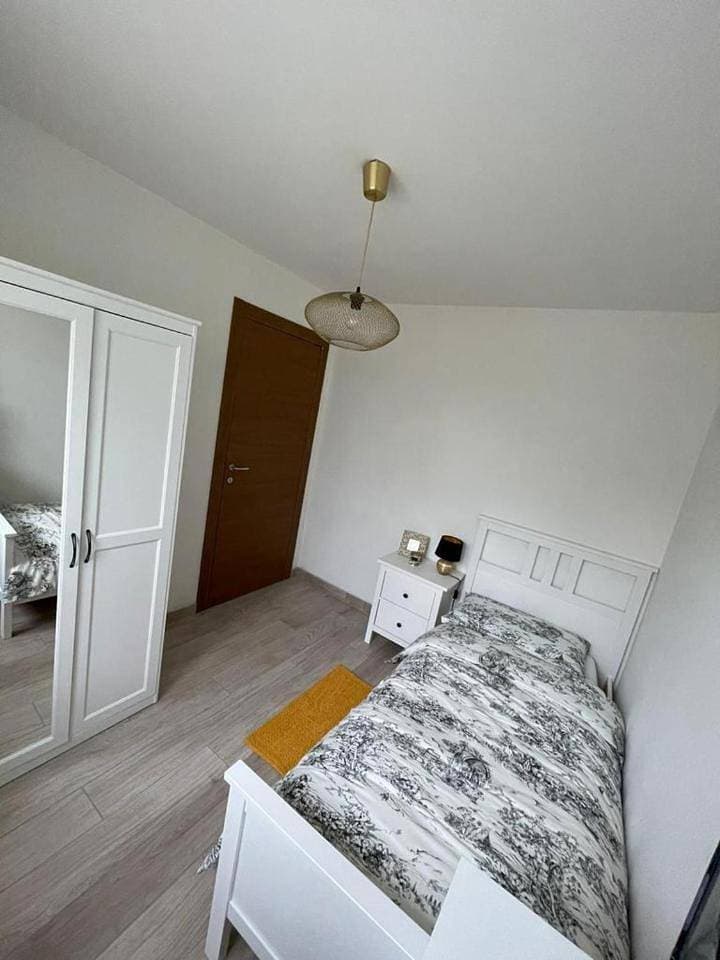 Foto 11 von 18: Three-Bedroom Apartment