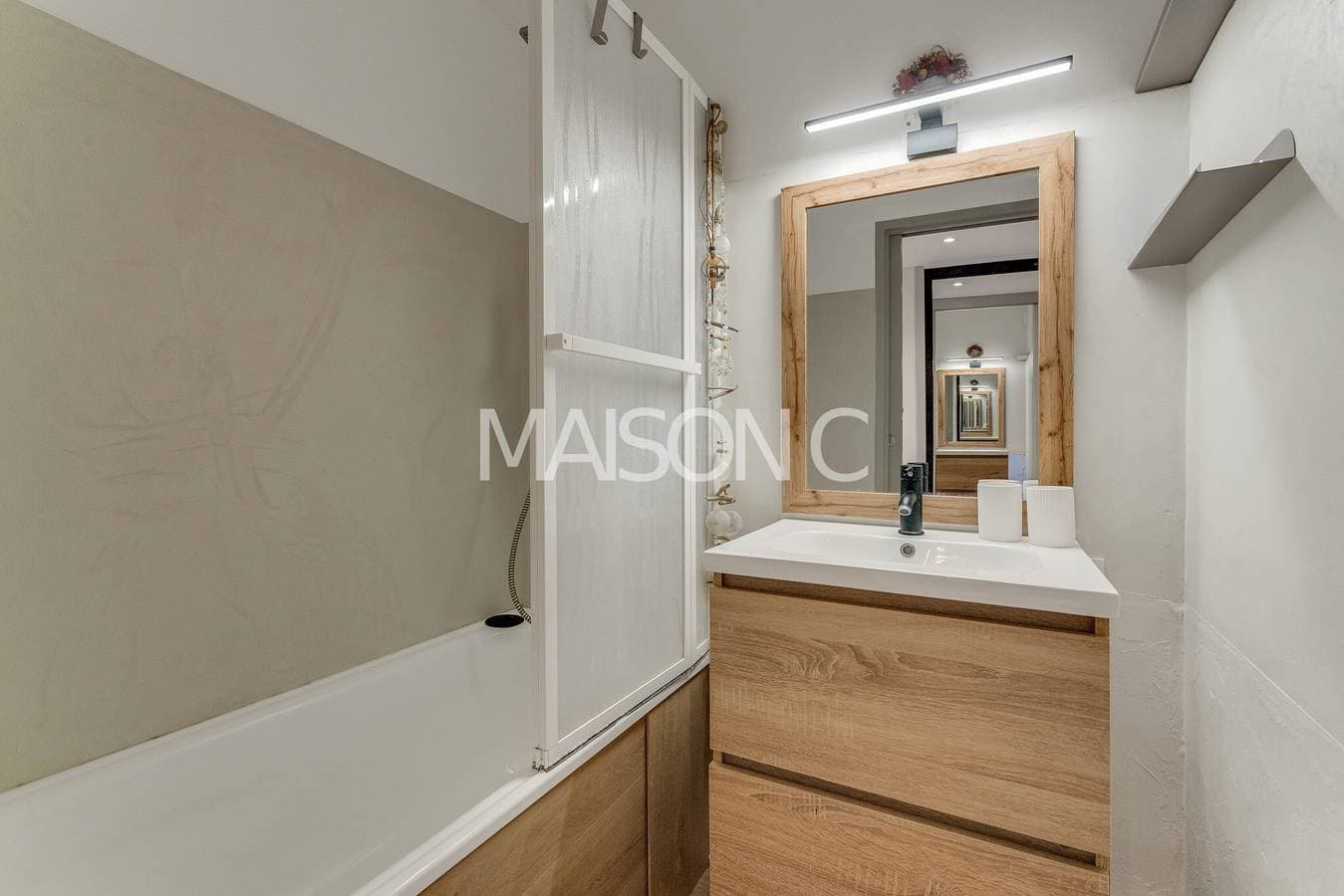 Foto 12 von 14: Apartment „Sea View – Nur wenige Schritte zum Meer“ mit Meerblick, Gemeinschaftsterrasse & Klimaanlage