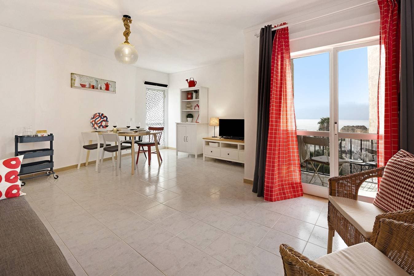 Foto 10 von 20: Ferienwohnung "Casa Farol" mit Meerblick, Balkon & WLAN