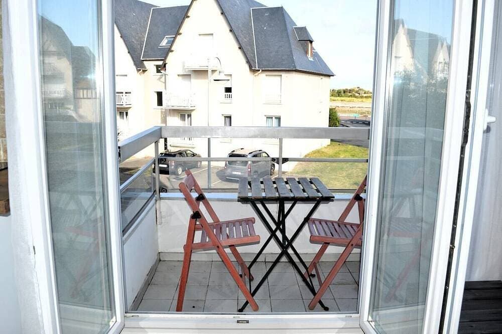 Foto 13 von 17: Le petit Courseulles - between port and sea