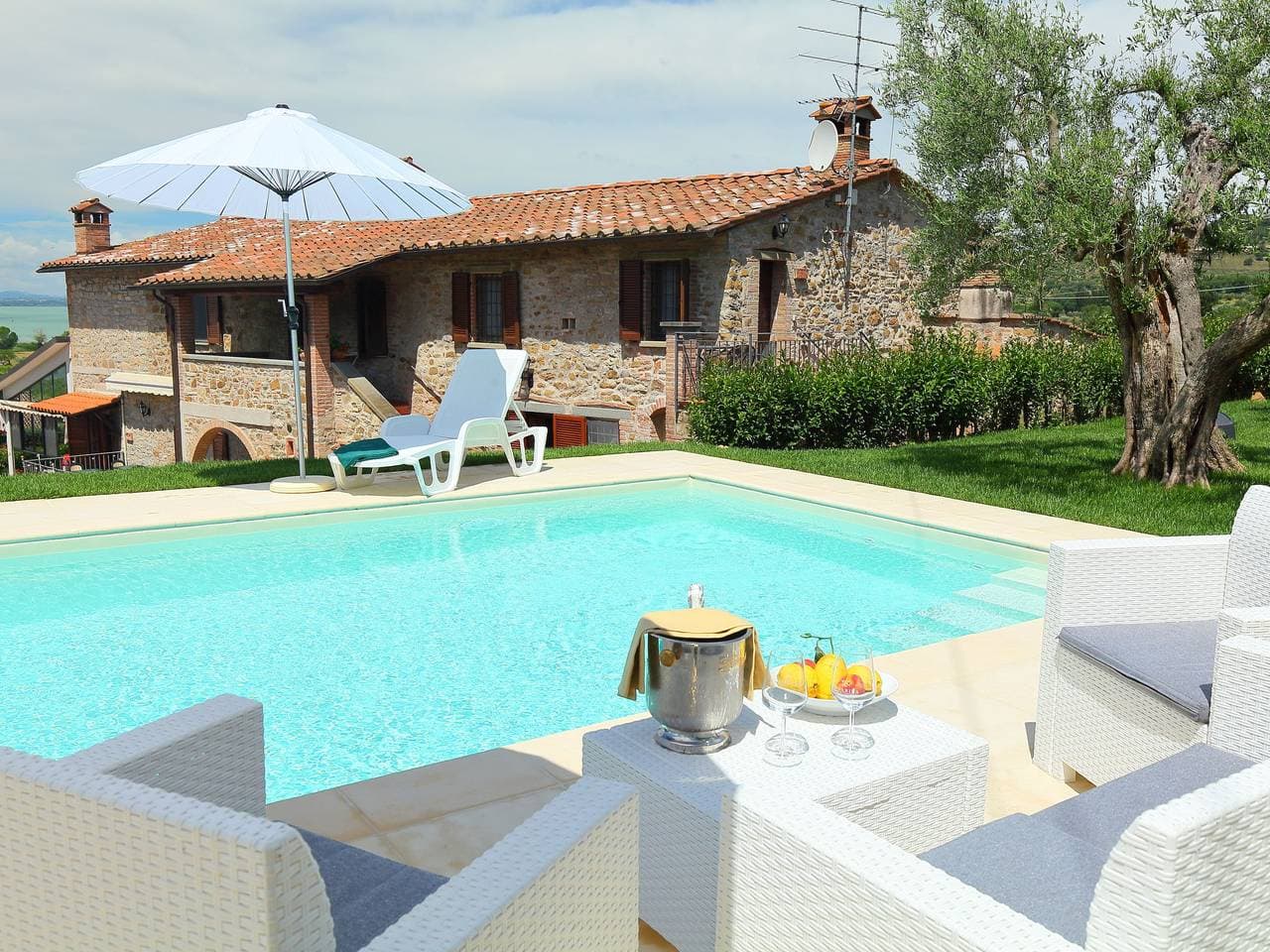 Zweifamilienhaus Trasimeno link 1