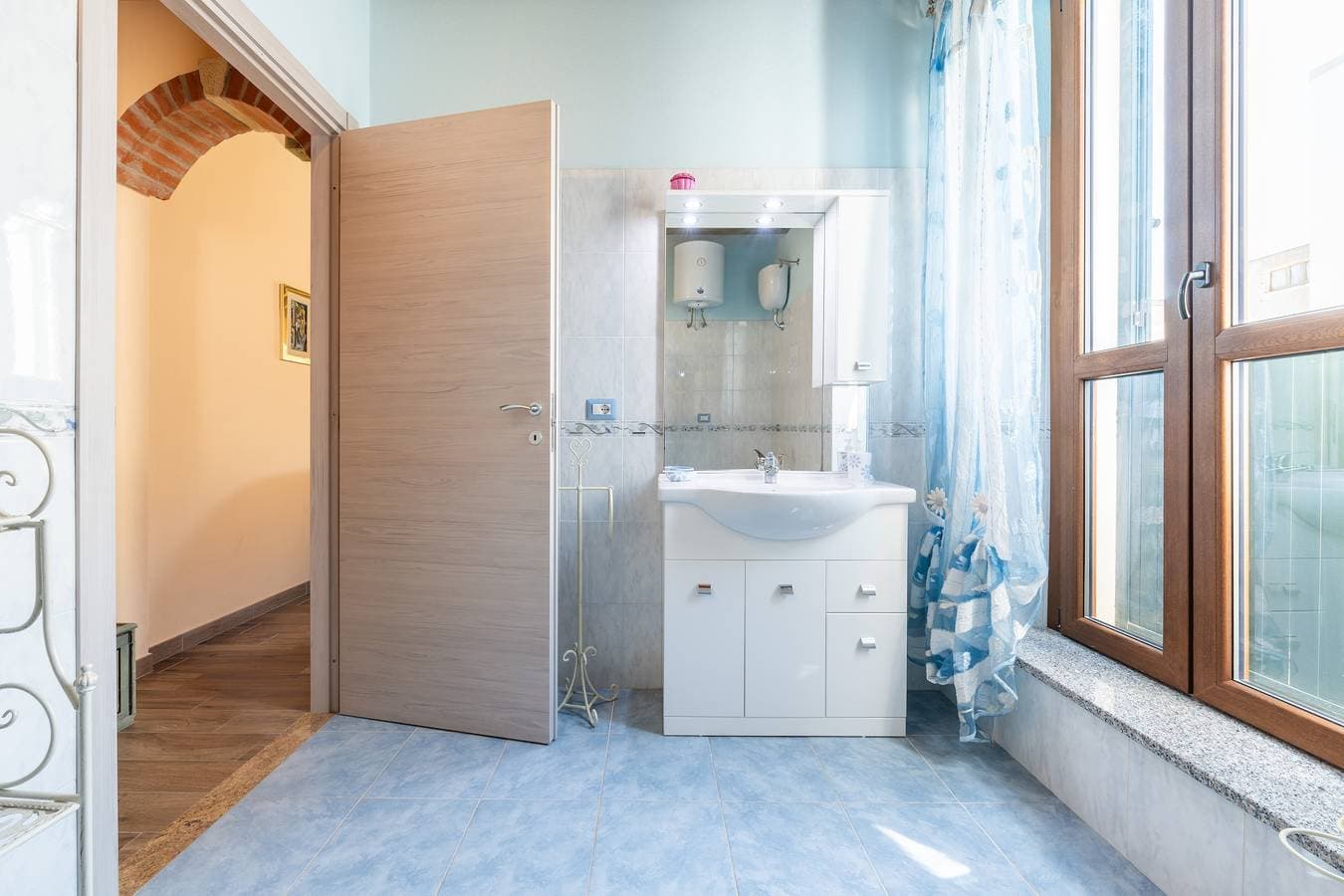 Foto 9 von 22: Ferienwohnung 'Da Giò, A Due Passi Dal Mare' mit privater Terrasse und Klimaanlage