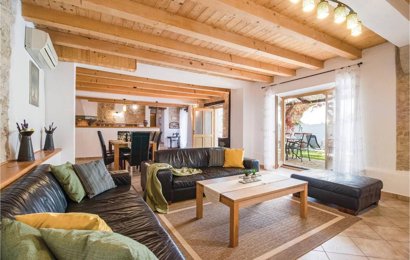 Foto 4 von 39: Gemütliche 1-Zimmer-Wohnung mit Terrasse, WLAN und Parkplatz