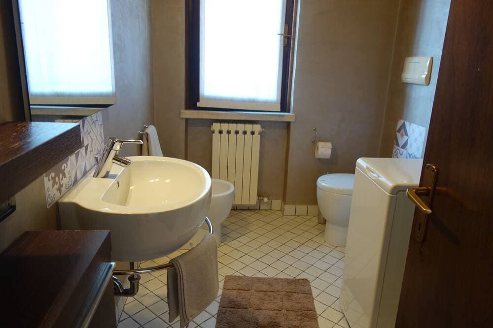 Foto 4 von 25: Modern apartment, Residence with swimming pool surrounded by greenery with Free Wi-Fi
