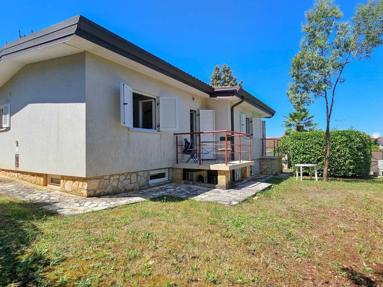 "Casa Elza" direkt am Wasser 1