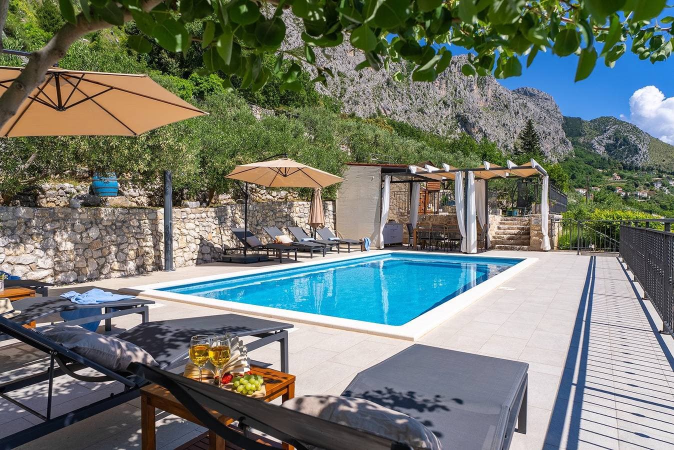 Foto 12 von 55: Villa B2B with heated pool and panoramic sea views