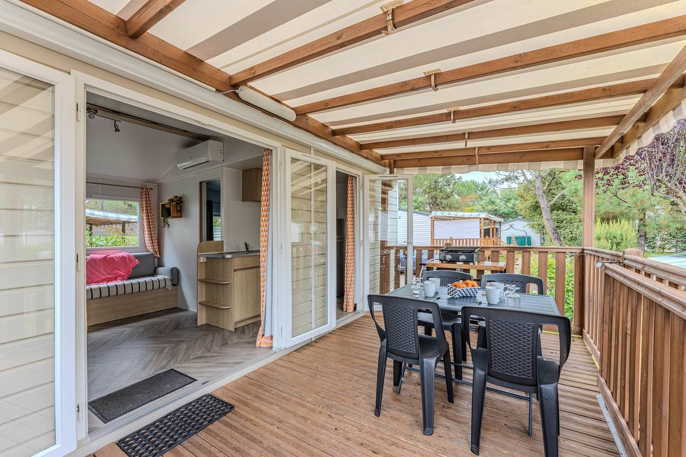 Foto 11 von 36: Appartement '2 Schlafzimmer mit Klimaanlage' mit Gemeinschaftspool, privater Terrasse und Klimaanlage