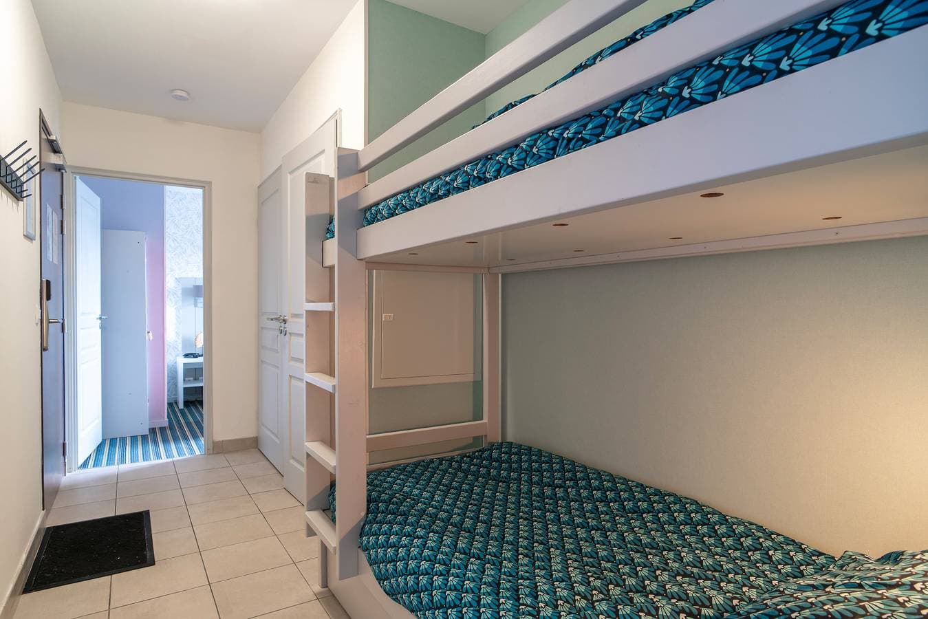 Foto 13 von 17: Ferienwohnung für 4 Personen mit Balkon