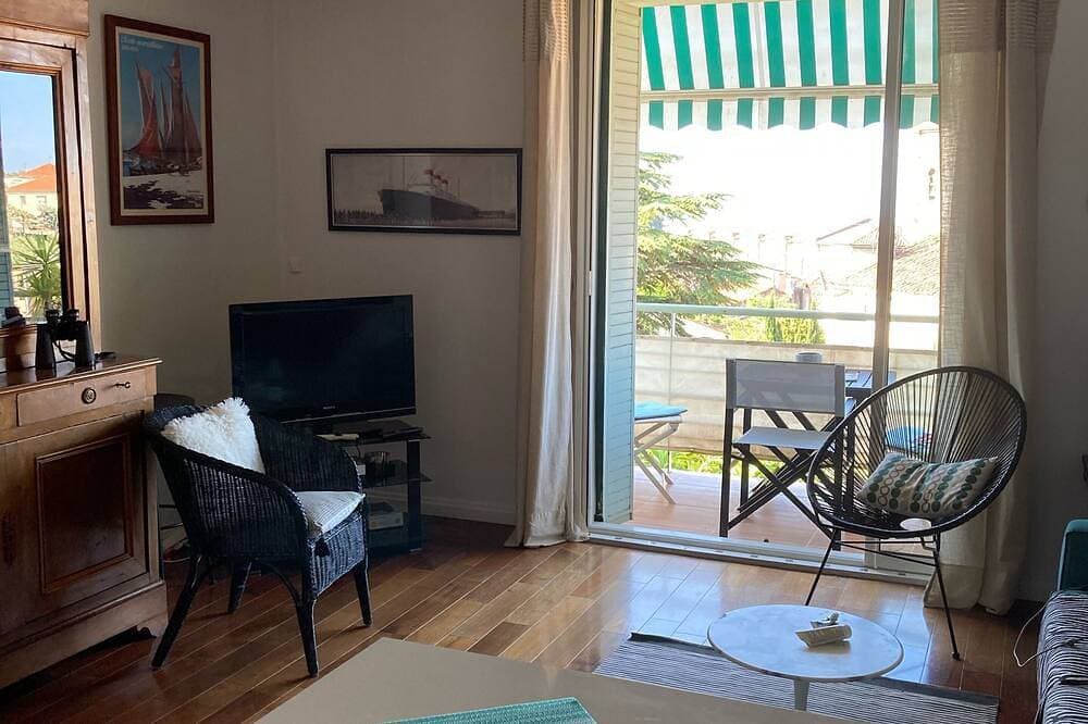 Foto 10 von 16: T3 through, ideally located, comfort, quiet, breathtaking view of Cassis