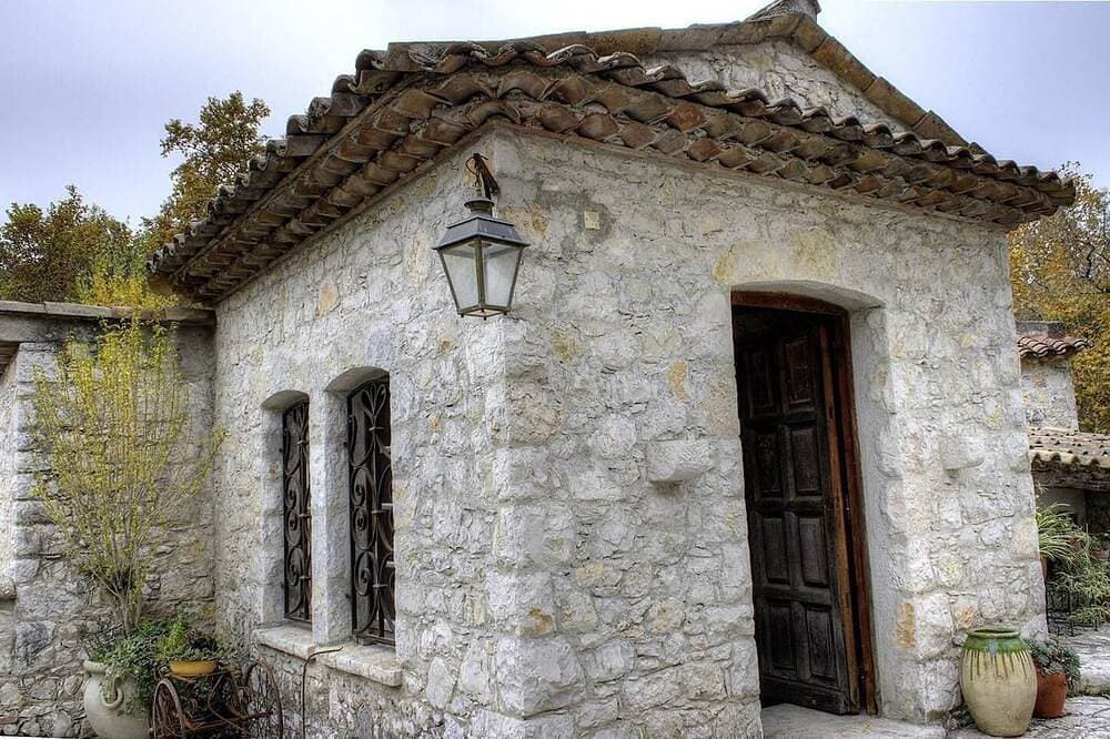 Le Gîte du Loup - La Colle Sur Loup 1