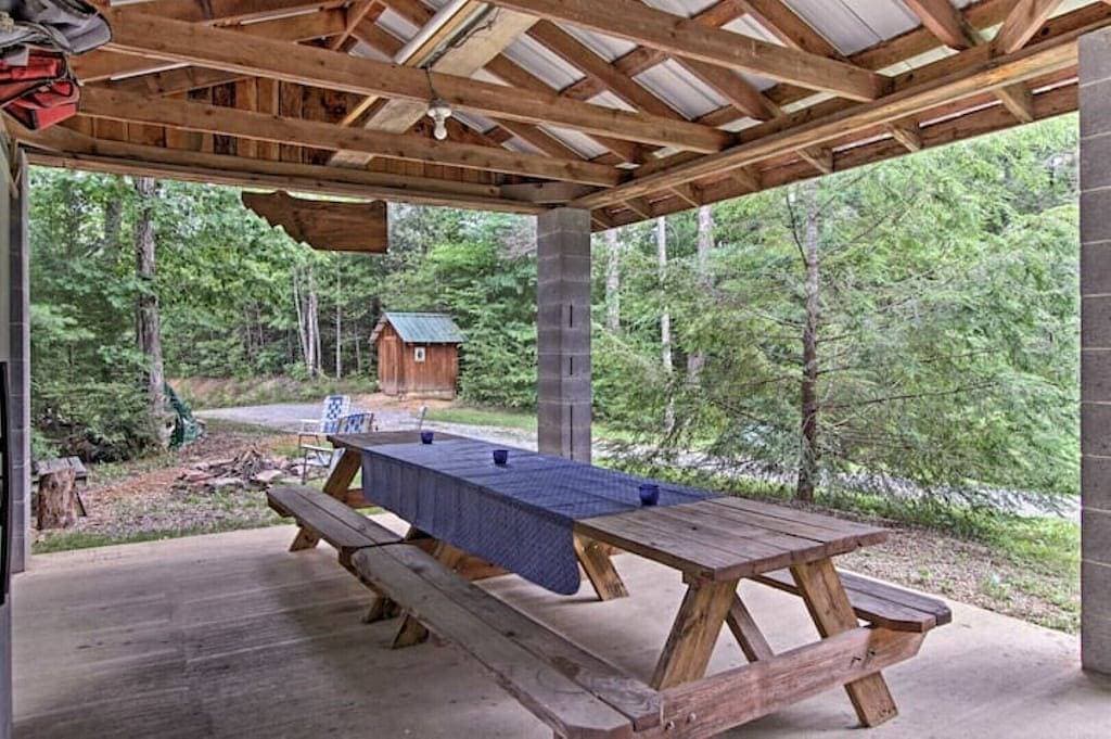 Foto 4 von 28: Cabins at Brush Creek Mtn-Bear Den