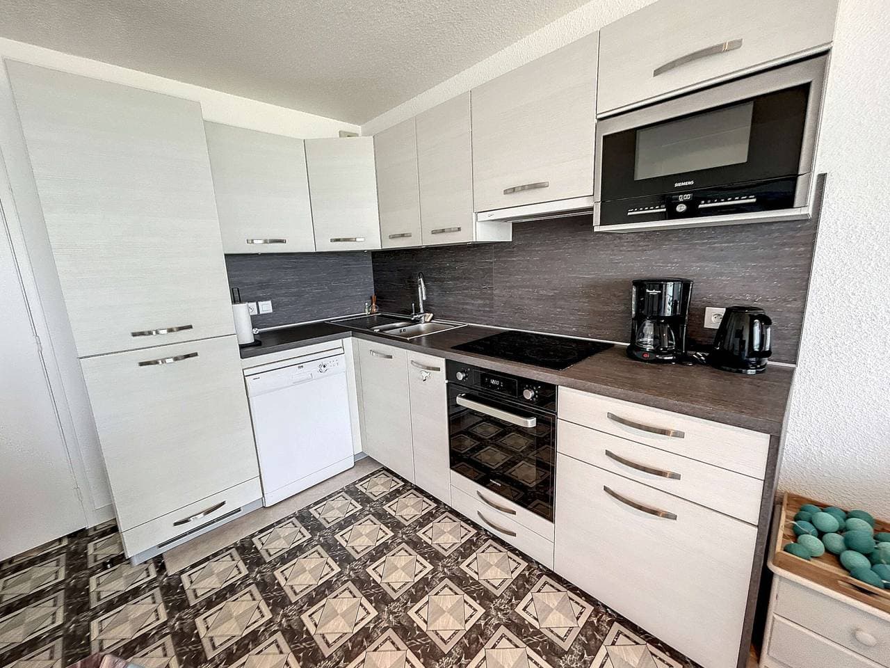 Foto 7 von 15: Apartment am Meer mit Balkon und privatem Parkplatz