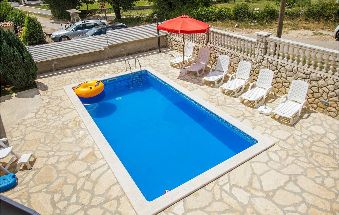 Foto 4 von 31: Geräumige Ferienwohnung in Labin mit Terrasse, WLAN und Parkplatz – 1,5 km vom Stadtzentrum entfernt