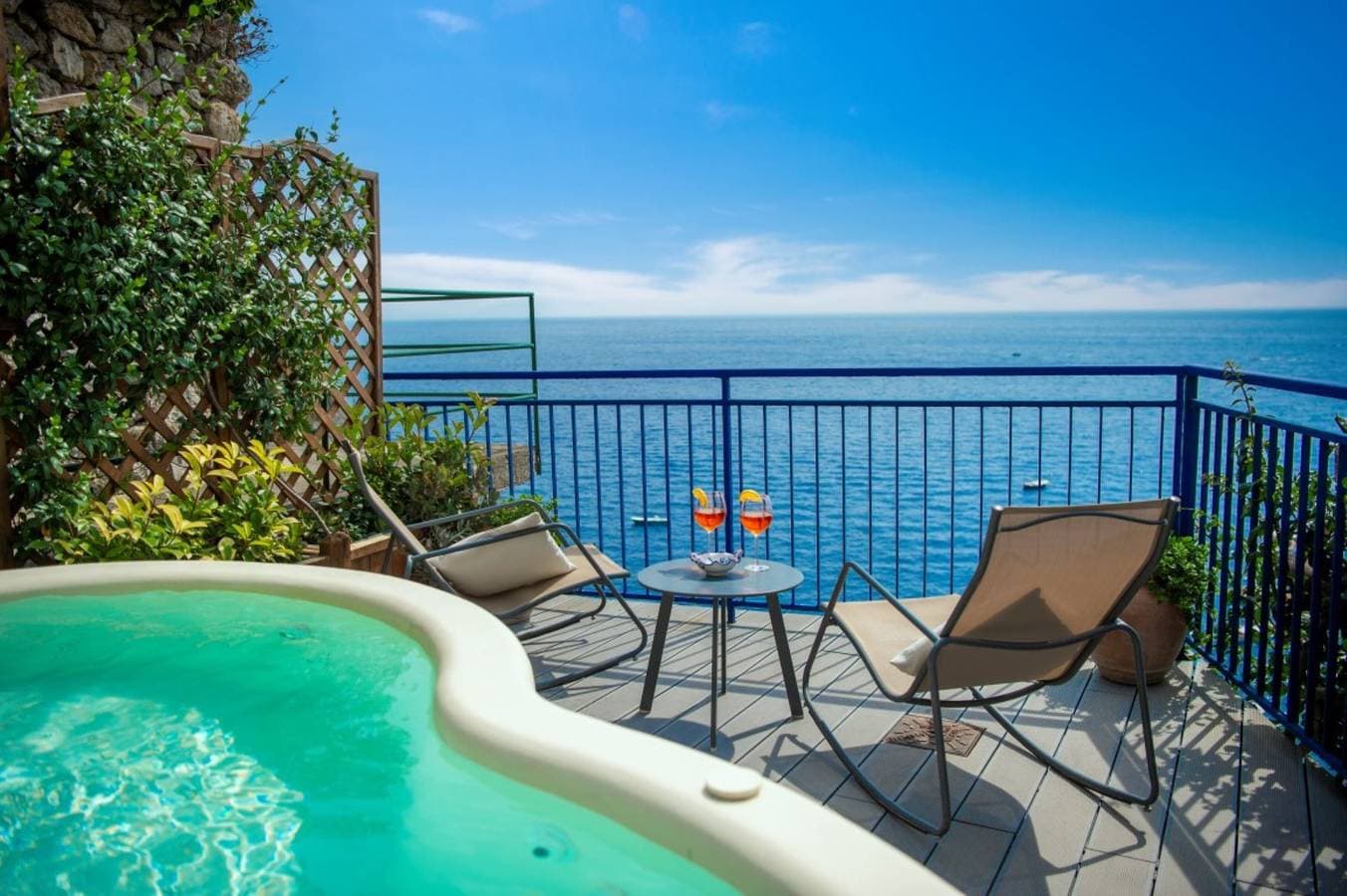 Foto 6 von 57: Villa für 8 Personen mit Terrasse