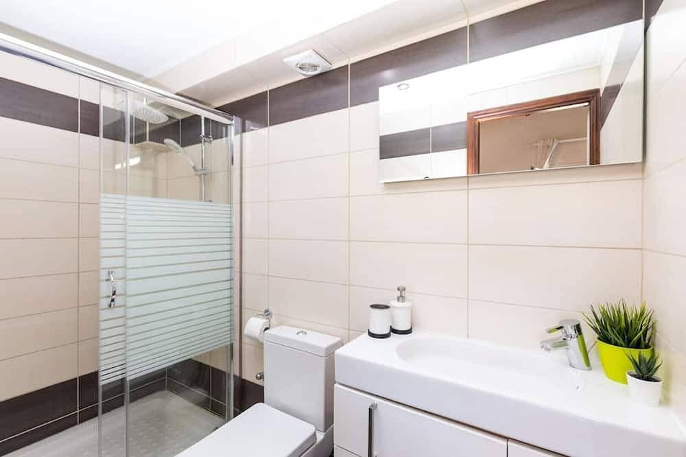 Foto 11 von 30: Villa St. Nicholas House, Family Friendly, Large Heated Pool, 300m to the beach.