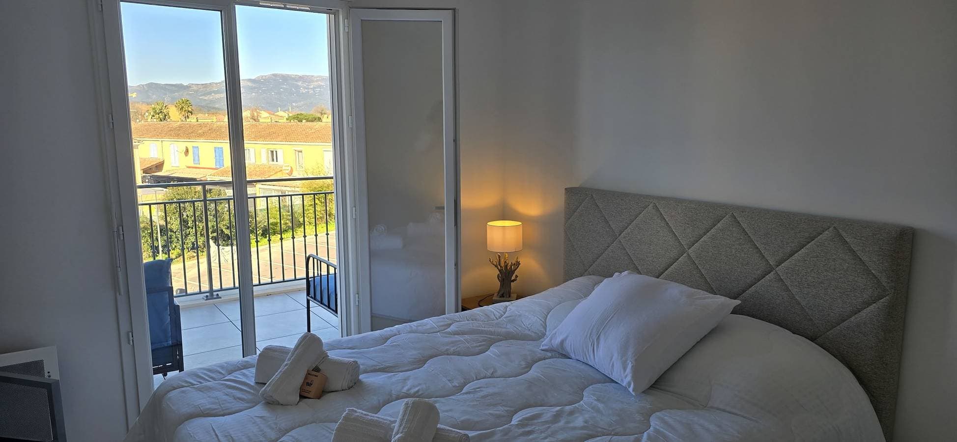 Foto 3 von 19: Ferienwohnung für 2 Personen mit Terrasse