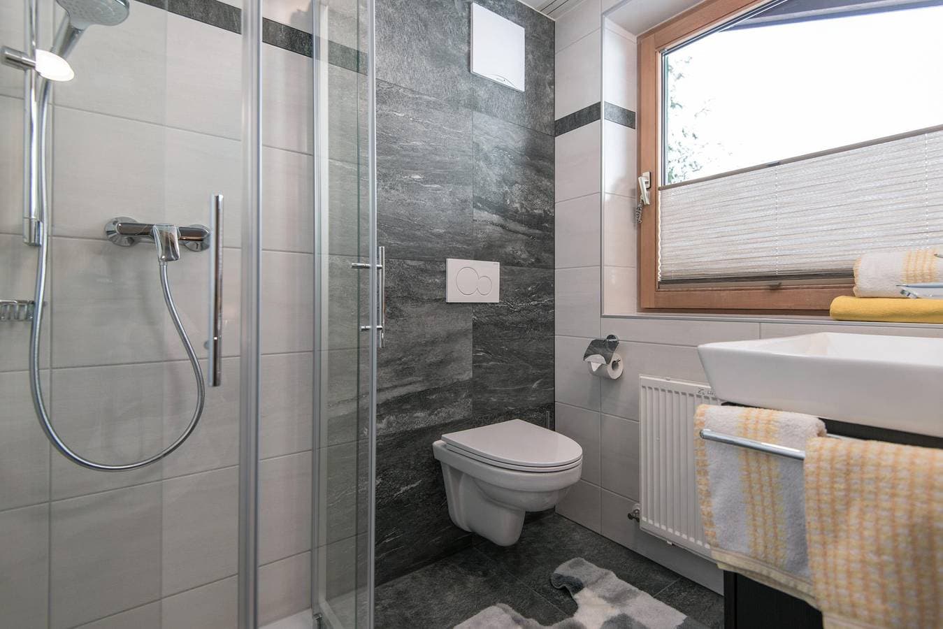 Foto 5 von 30: Doppelzimmer mit Dusche, Wc