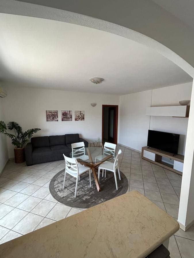 Foto 3 von 16: Two-Bedroom Apartment