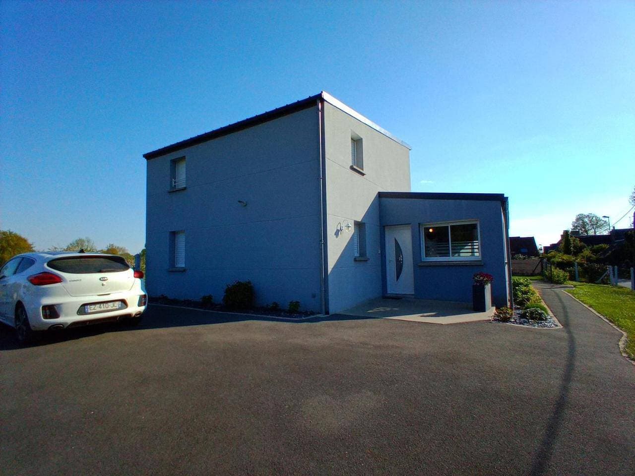 Foto 9 von 29: Three-Bedroom House