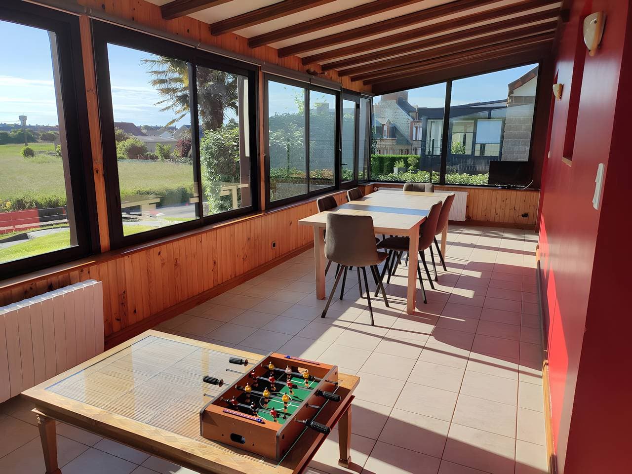 Foto 5 von 27: Ferienhaus „Gîte 10 Schlafplätze in Barfleur“ mit privater Terrasse, Garten und WLAN