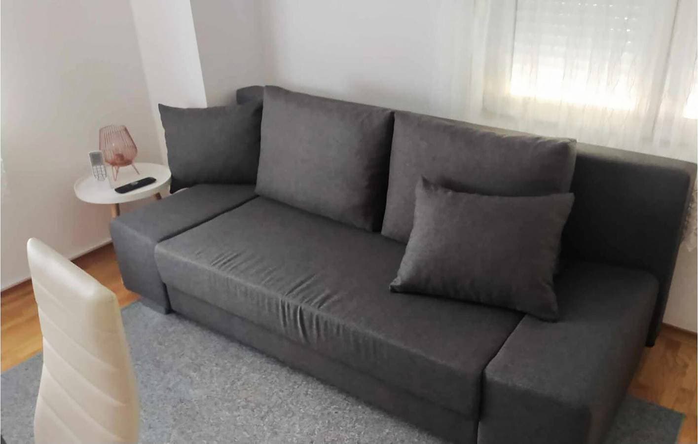 Foto 11 von 30: Modernes Apartment mit Terrasse, WLAN und Parkplatz in der Nähe der Küste und des Stadtzentrums