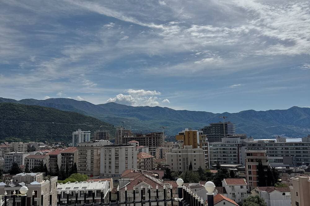 Foto 12 von 14: Triple 1 bedroom apartment with the sea view