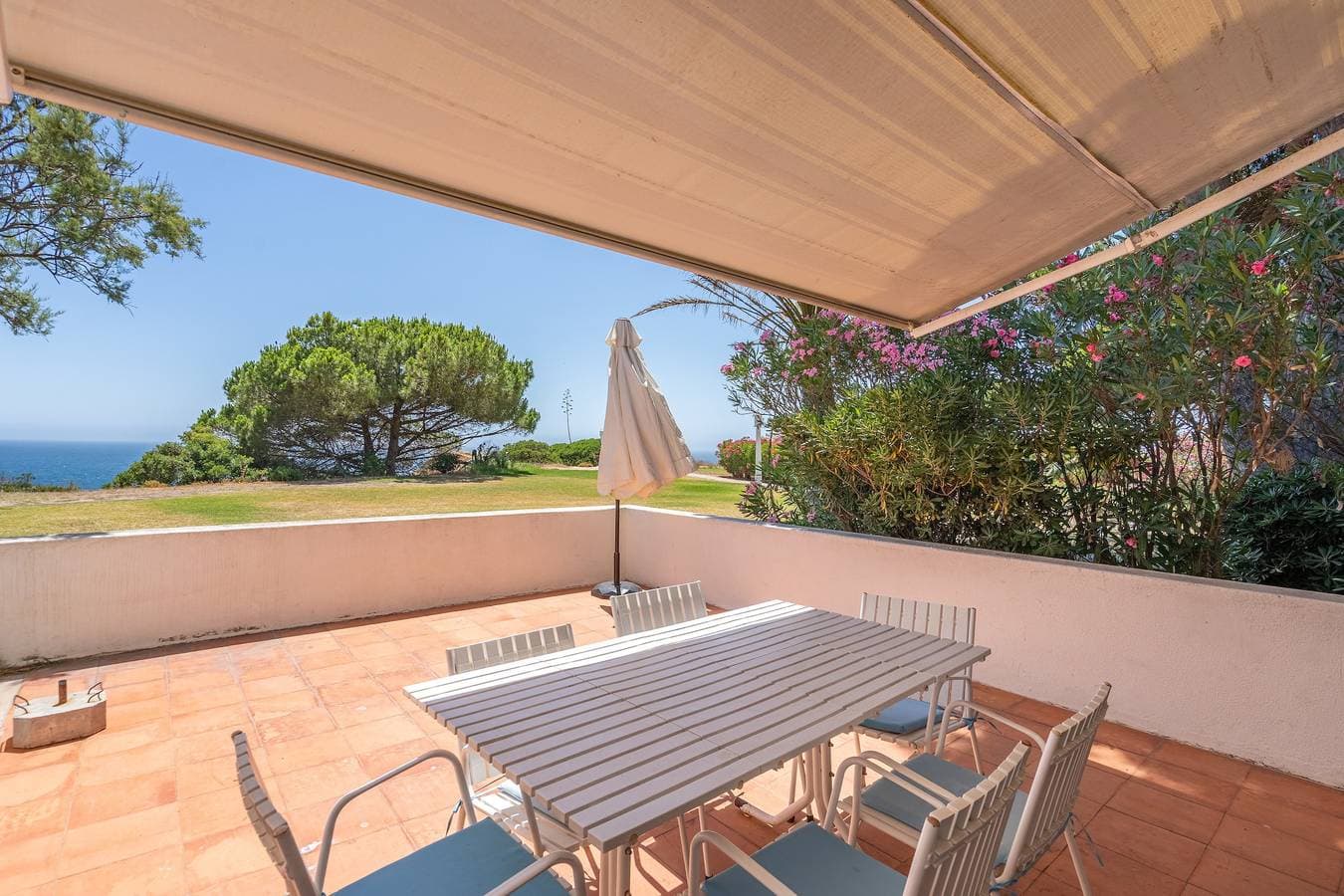 Foto 10 von 45: Ocean Villa – Ferienhaus mit Meerblick und Gemeinschaftspool
