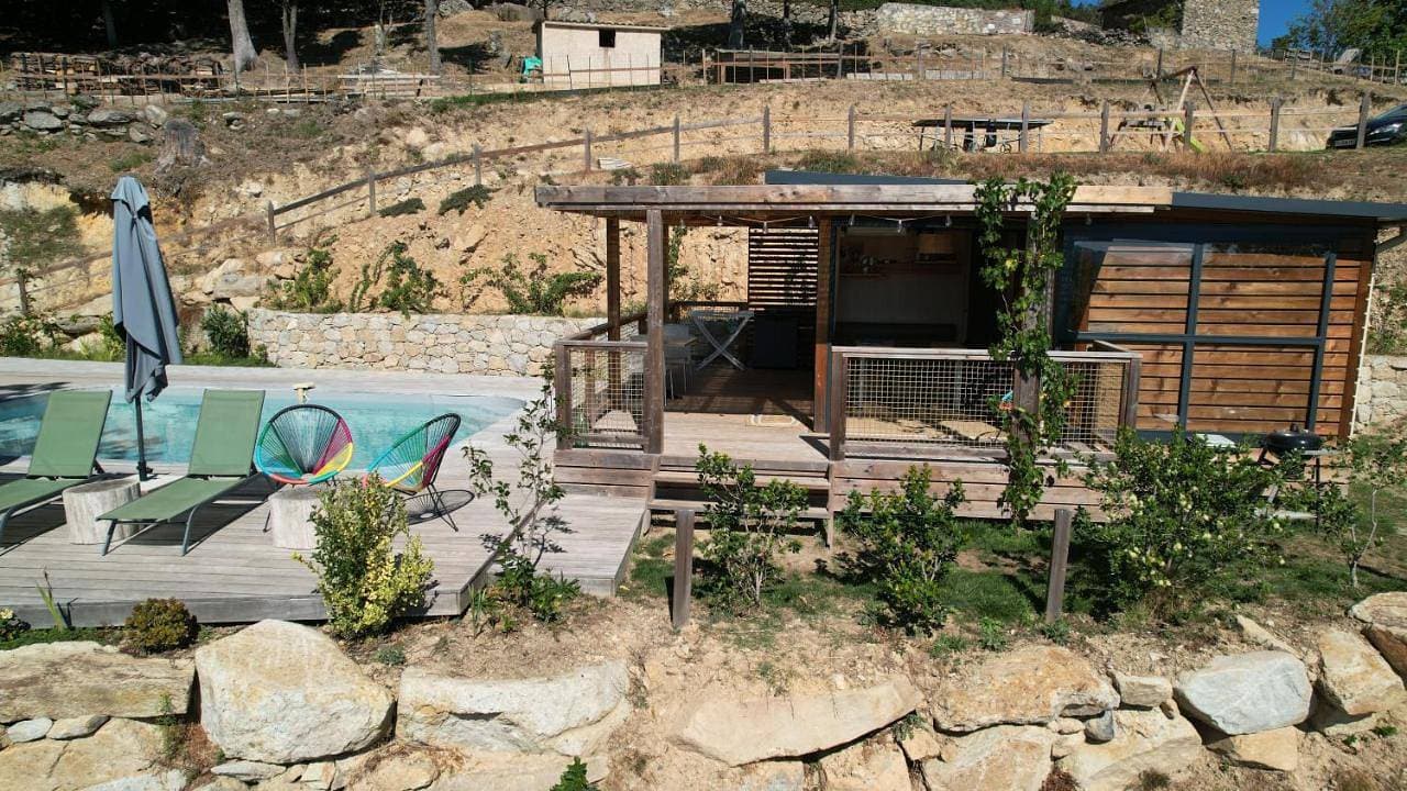 Foto 7 von 24: Two-Bedroom Chalet