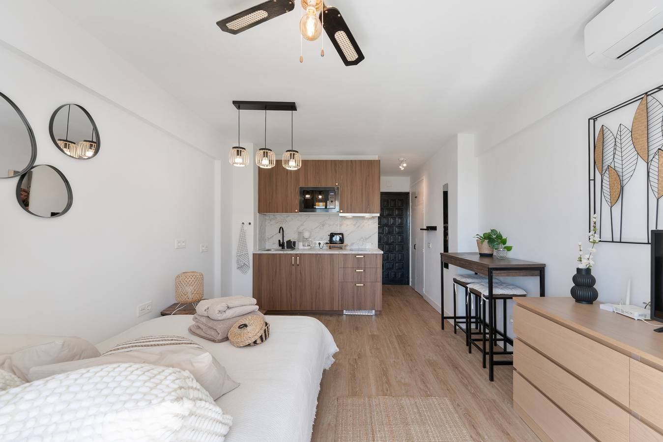Foto 4 von 23: Apartment 'Boho Studio' mit Balkon, WLAN und Klimaanlage