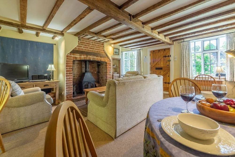 Foto 13 von 26: Das Holly Cottage ist ein denkmalgeschütztes Anwesen im Dorf Huntingfield.