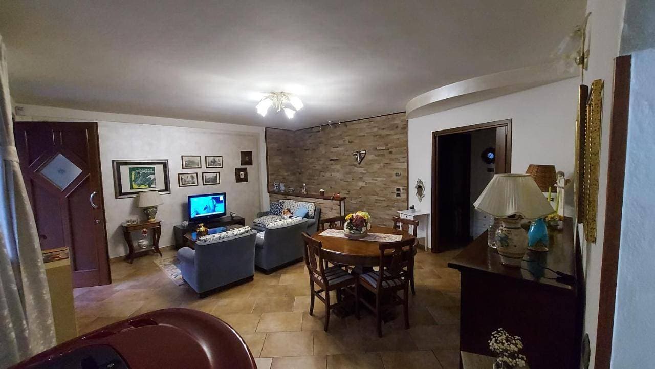 Foto 4 von 13: Two-Bedroom Apartment