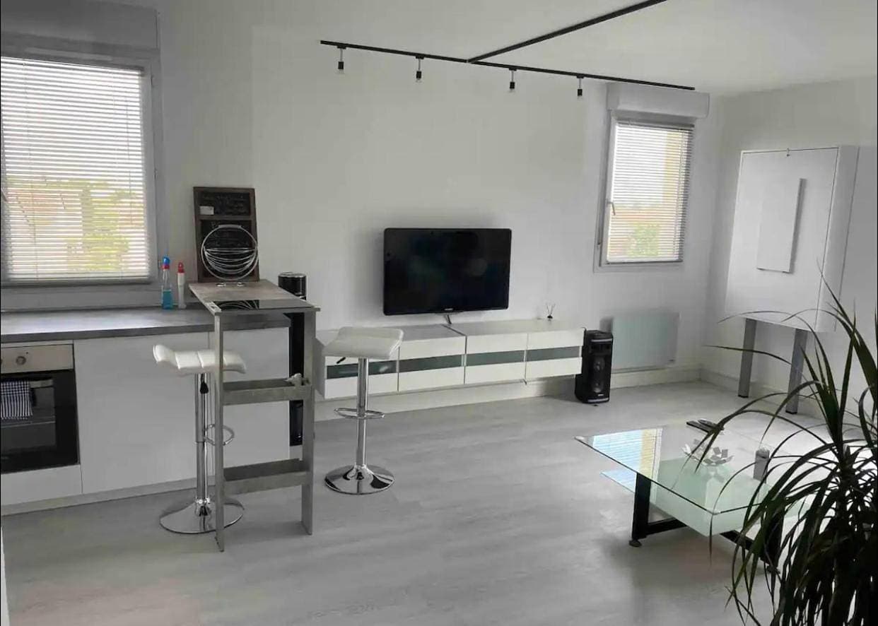 Foto 7 von 8: One-Bedroom Apartment