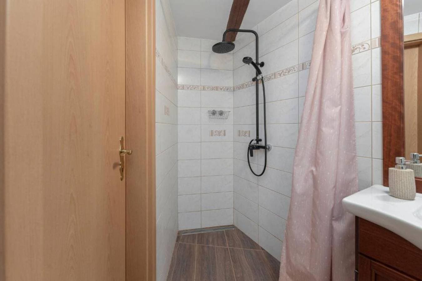 Foto 12 von 18: 17th Century Apartment with Jacuzzi