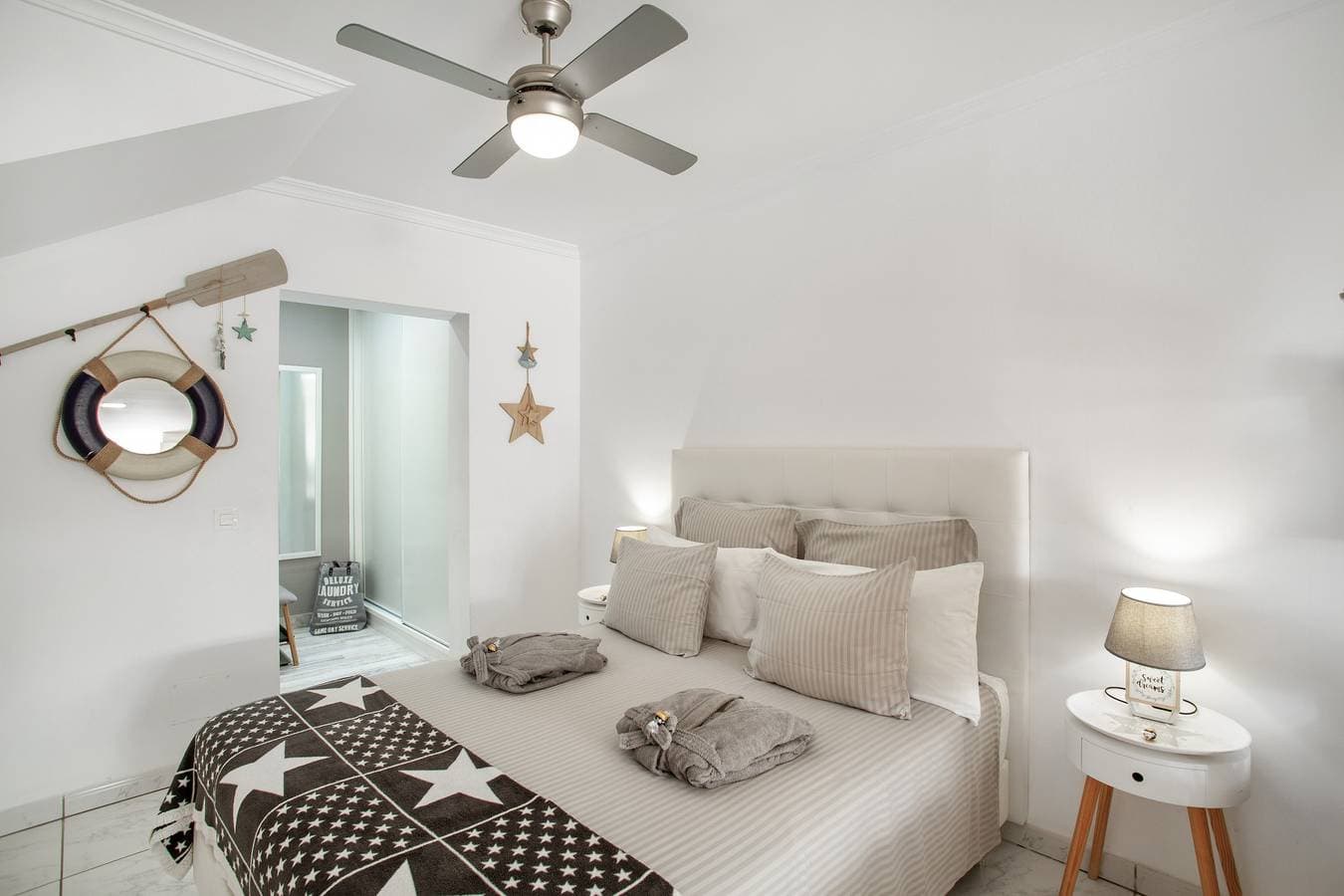Foto 10 von 31: Ferienstudio 'Estrella Del Mar Amazing Loft Casa' mit Bergblick
