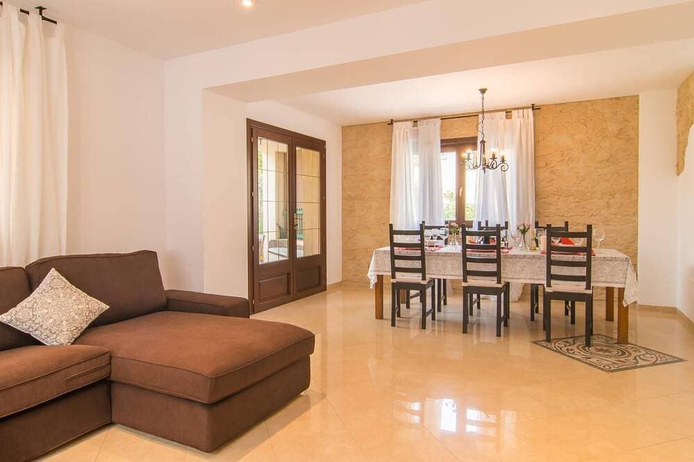 Foto 7 von 30: Gemütliches Haus in Cala Ratjada mit privatem Swimmingpool (innen oder außen.