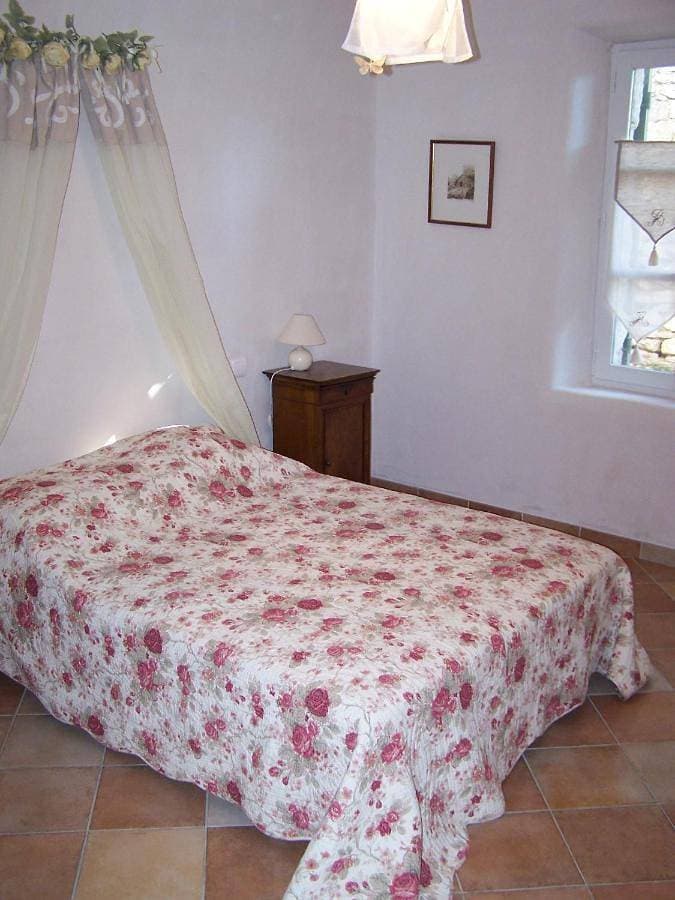 Foto 4 von 13: Five-Bedroom House