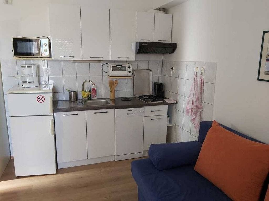 Foto 6 von 10: 1-Zimmer-Ferienwohnung mit Terrasse und Meerblick Zivogosce - Blato, Makarska -a