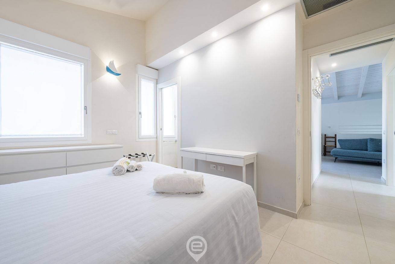 Foto 12 von 35: Villa für 5 Personen mit Balkon/Terrasse