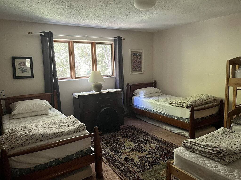 Foto 7 von 28: Die Scheune - ein Treffpunkt, 80 Hektar am Gatineau Park