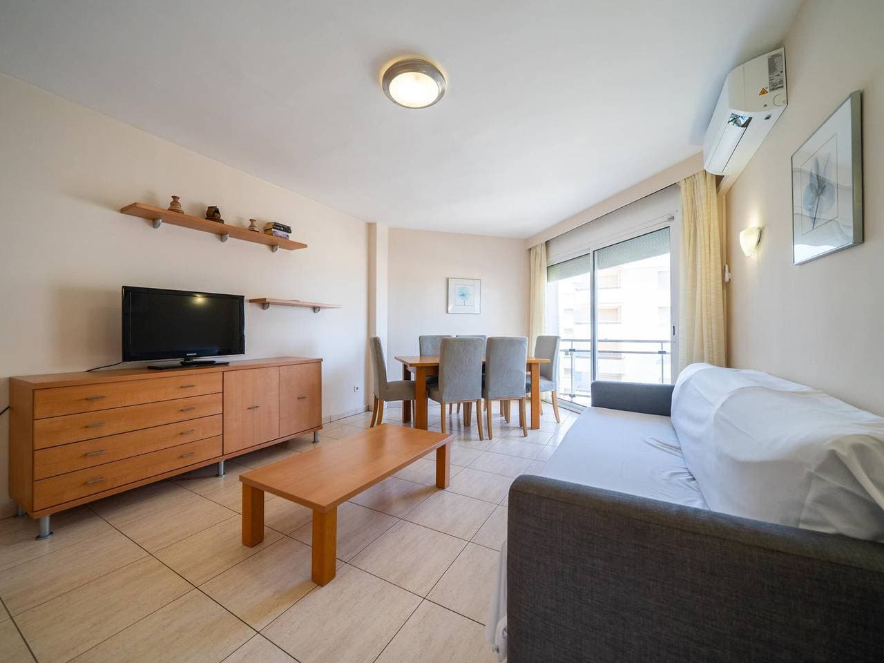 Foto 3 von 17: Appartement en bord de mer à Torredembarra avec Wifi, clim et parking souterrain