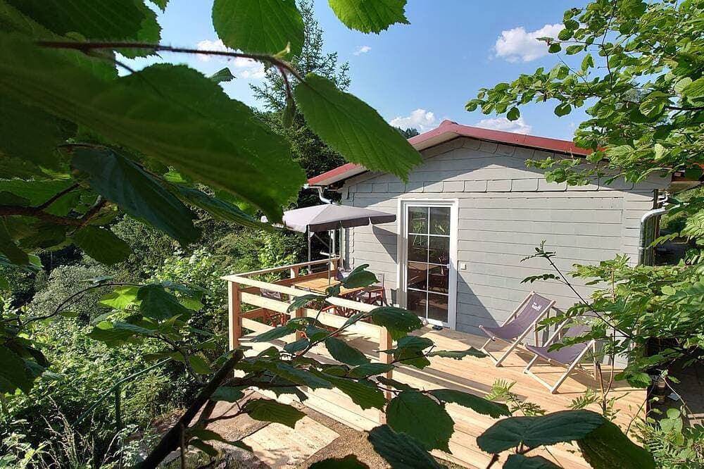 Hellaberg III: Ruhiges Ferienhaus mit Sauna am Waldrand 1