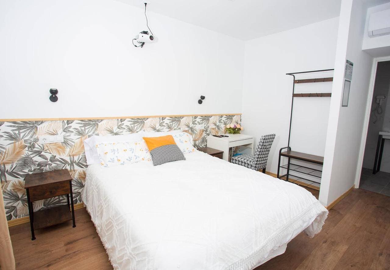 SG ROOMS 1