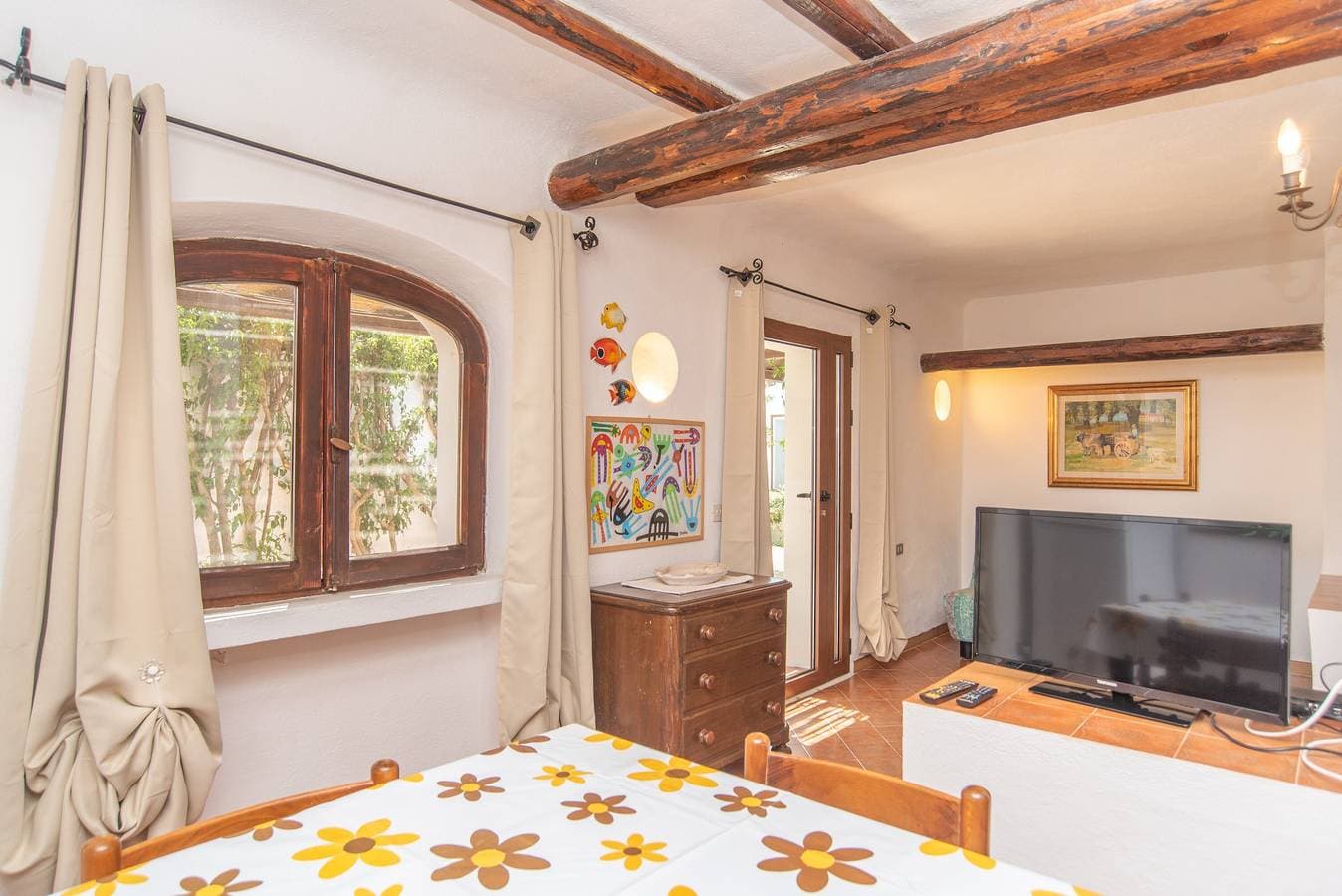 Foto 11 von 25: Einzimmerapartment in der Nähe dem Strand mit Garten
