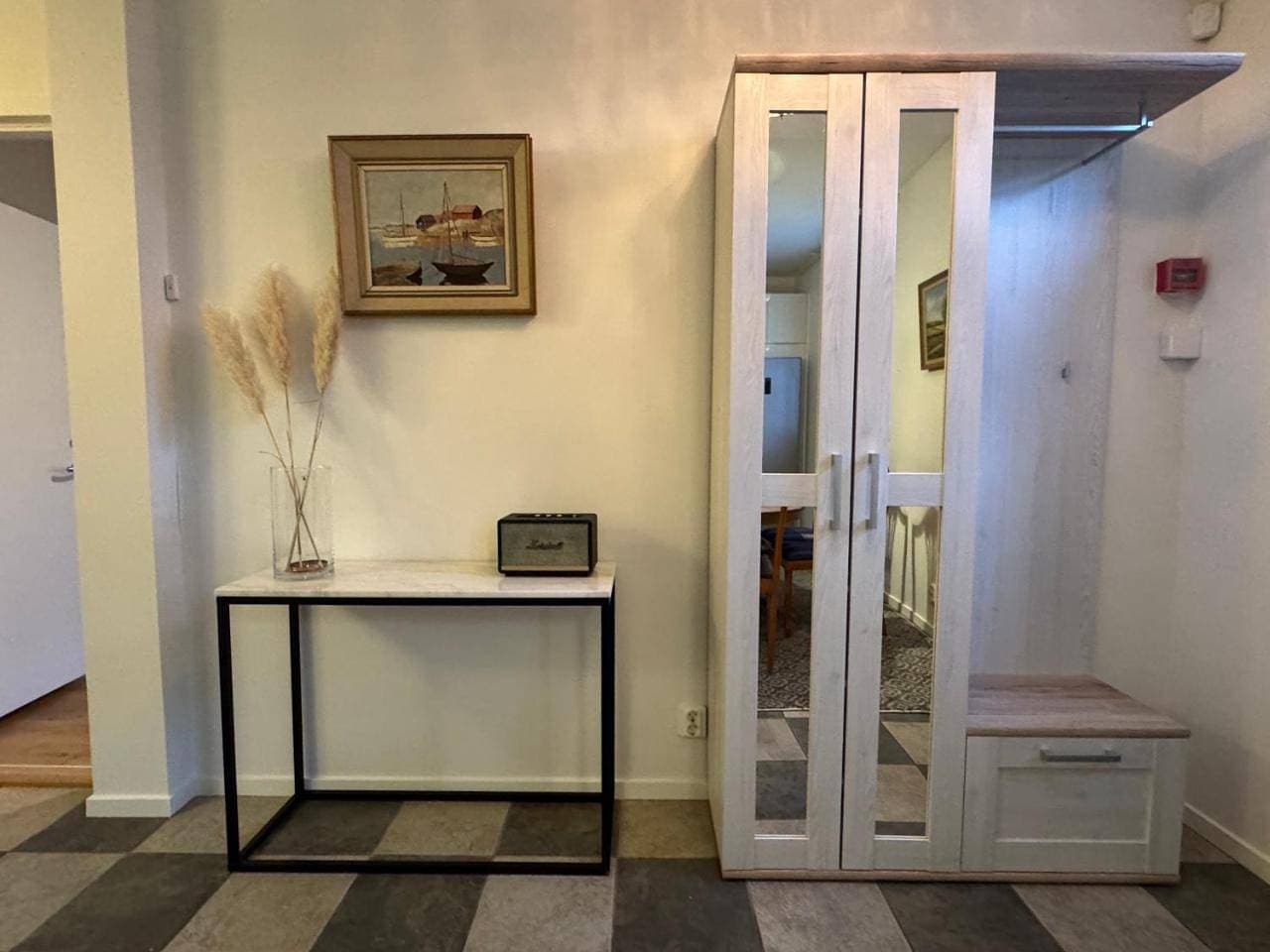 Foto 6 von 43: Two-Bedroom Apartment