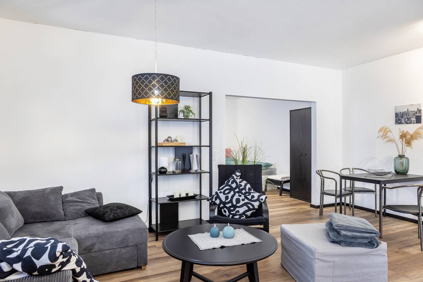 Foto 11 von 23: Apartment 'Ambiente 2' mit privater Terrasse und WLAN